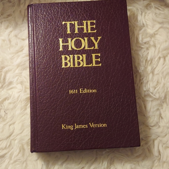 Thomas Nelson publishers Office 611 Kjv Bible Poshmark